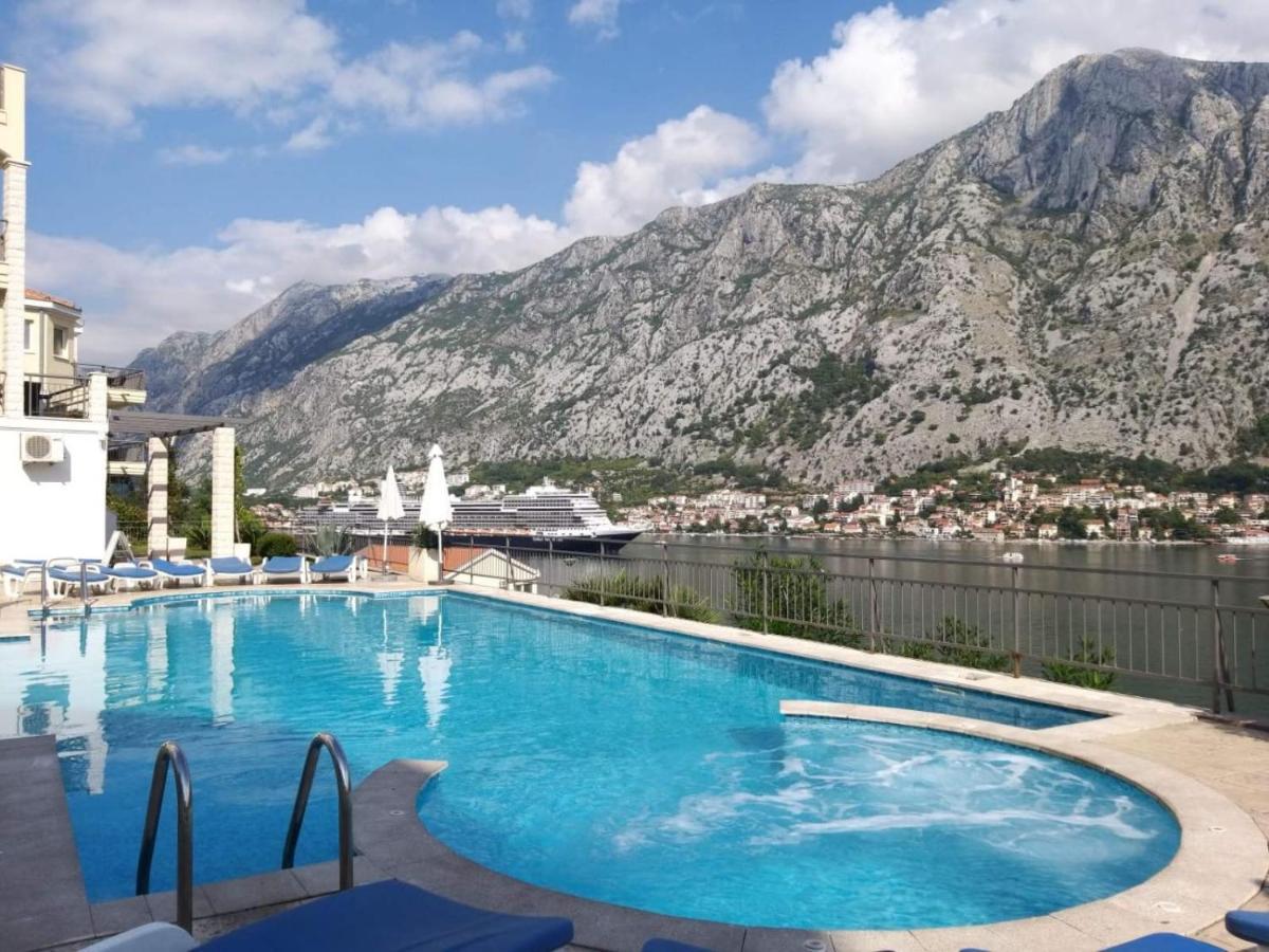 Radiant Apartment Kotor Exterior photo