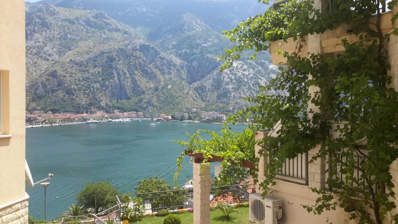 Radiant Apartment Kotor Exterior photo