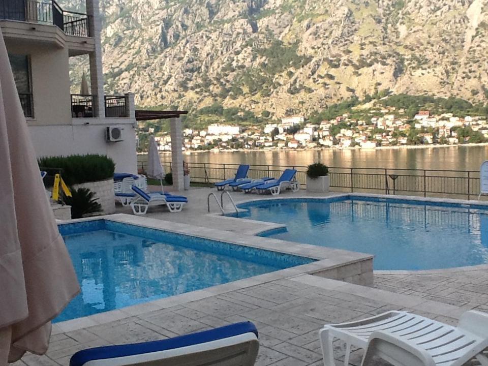 Radiant Apartment Kotor Exterior photo