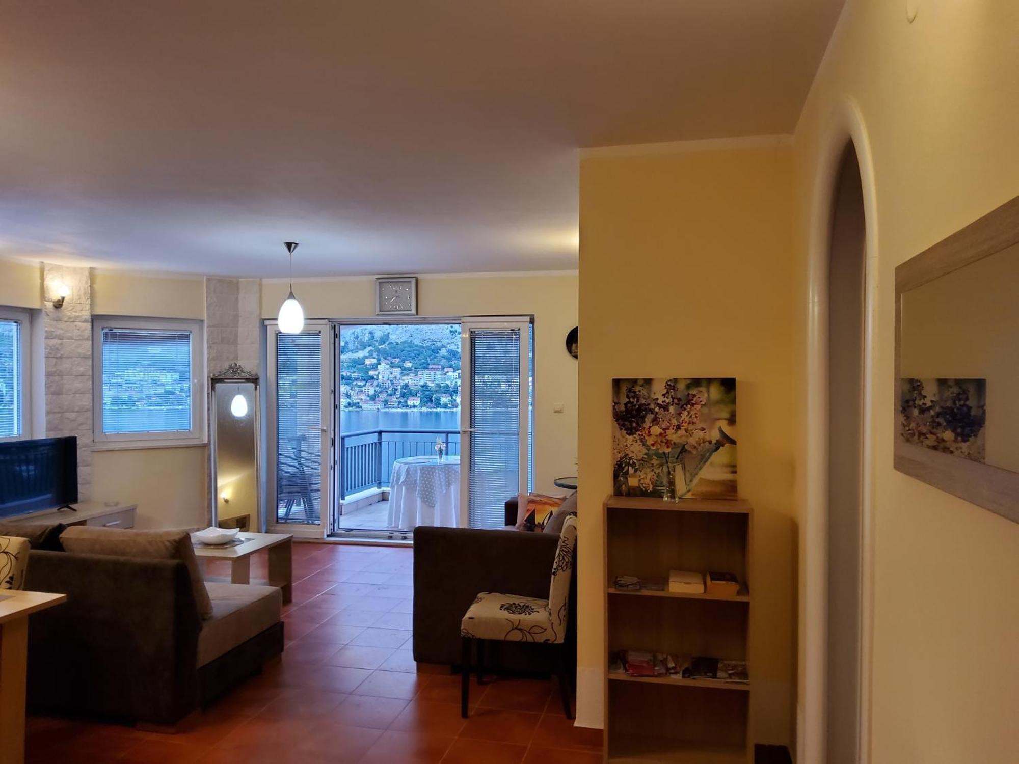 Radiant Apartment Kotor Exterior photo