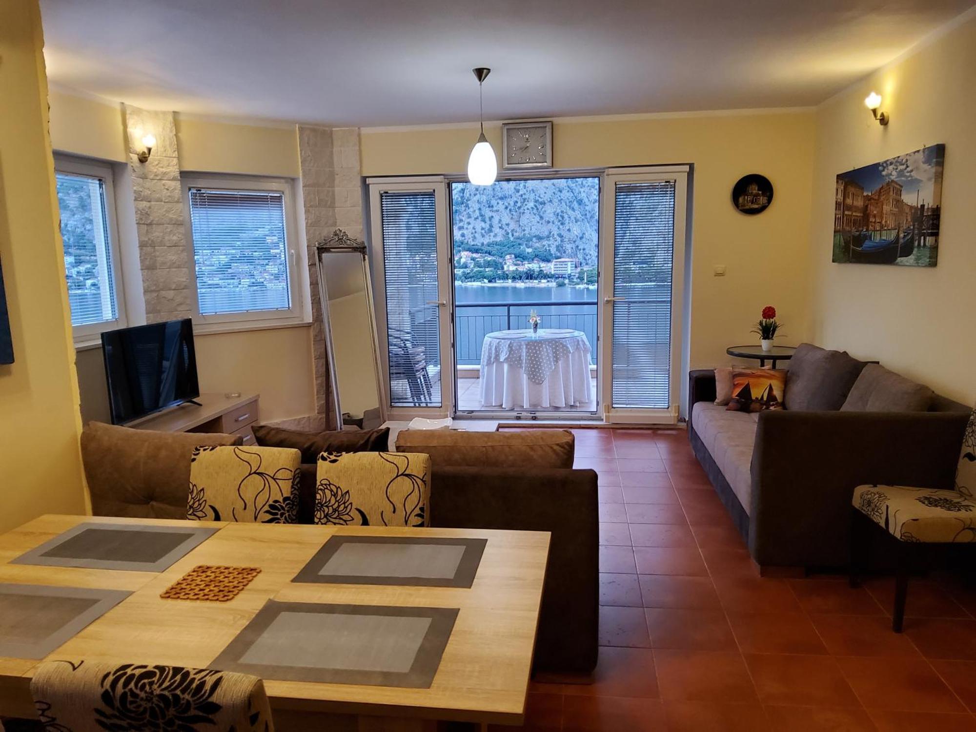 Radiant Apartment Kotor Exterior photo